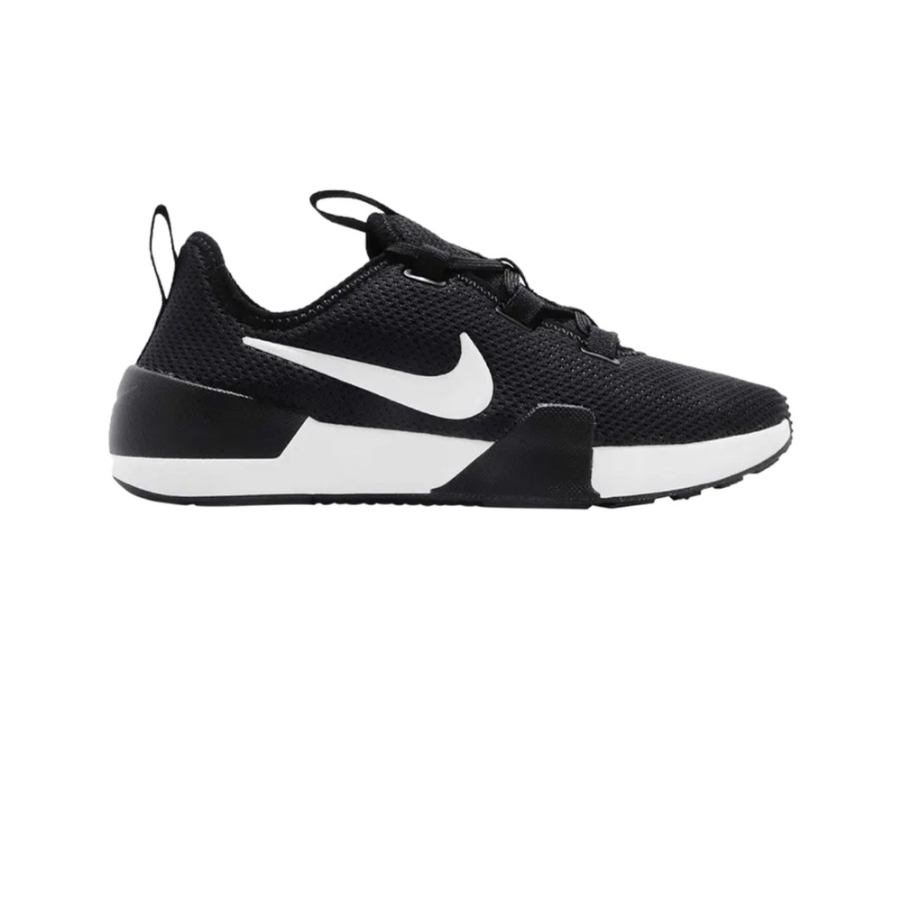 Nike Women’s Ashin Modern Black and White size 8.5